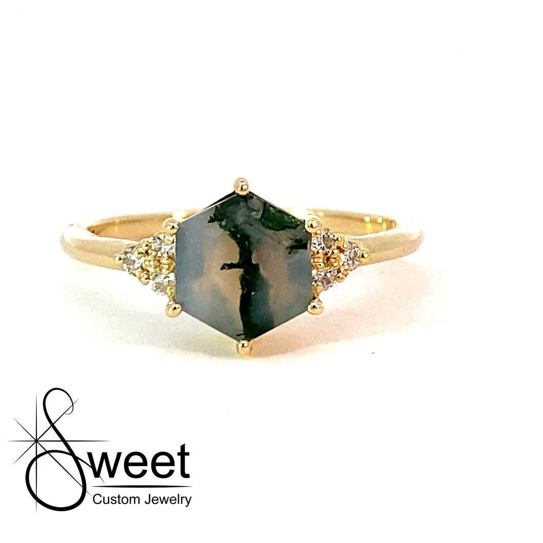 Yellow gold moss agate and Diamond ring