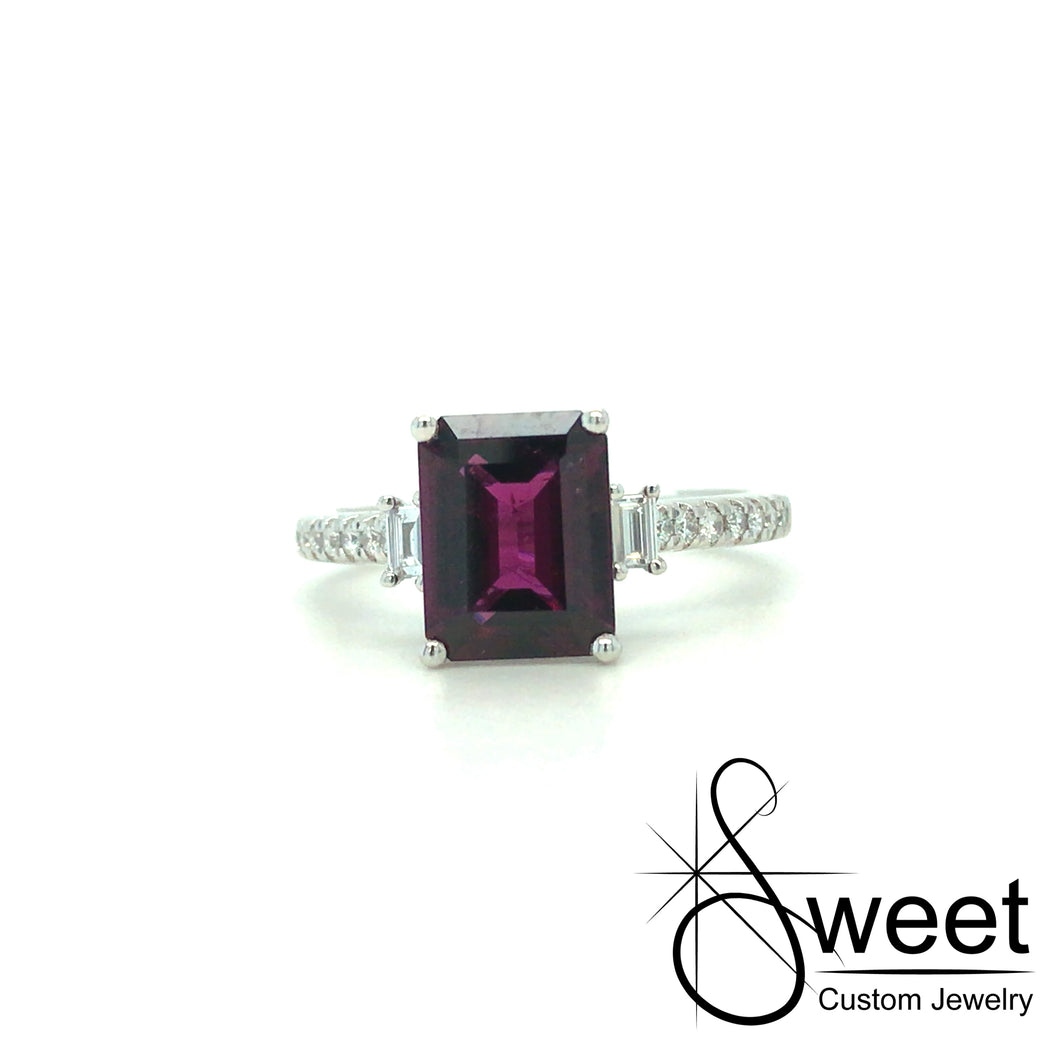 14KT WHITE GOLD GARNET AND DIAMOND RING