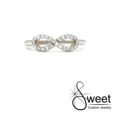 White gold Diamond Infinity Ring