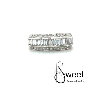 14kt white gold diamond ring with three rows of diamonds,