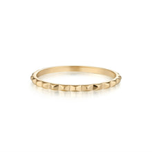 Load image into Gallery viewer, Pyramid 14kt Gold Ring