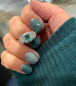 EMERALD AND DIAMOND RING