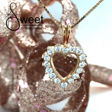 Load image into Gallery viewer, Yellow gold CZ Heart Pendant