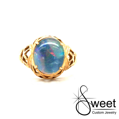 14KT YELLOW GOLD OPAL RING