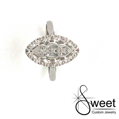 White Gold Vintage Diamond Ring