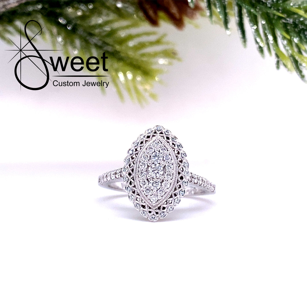 14kt white gold vintage style diamond ring